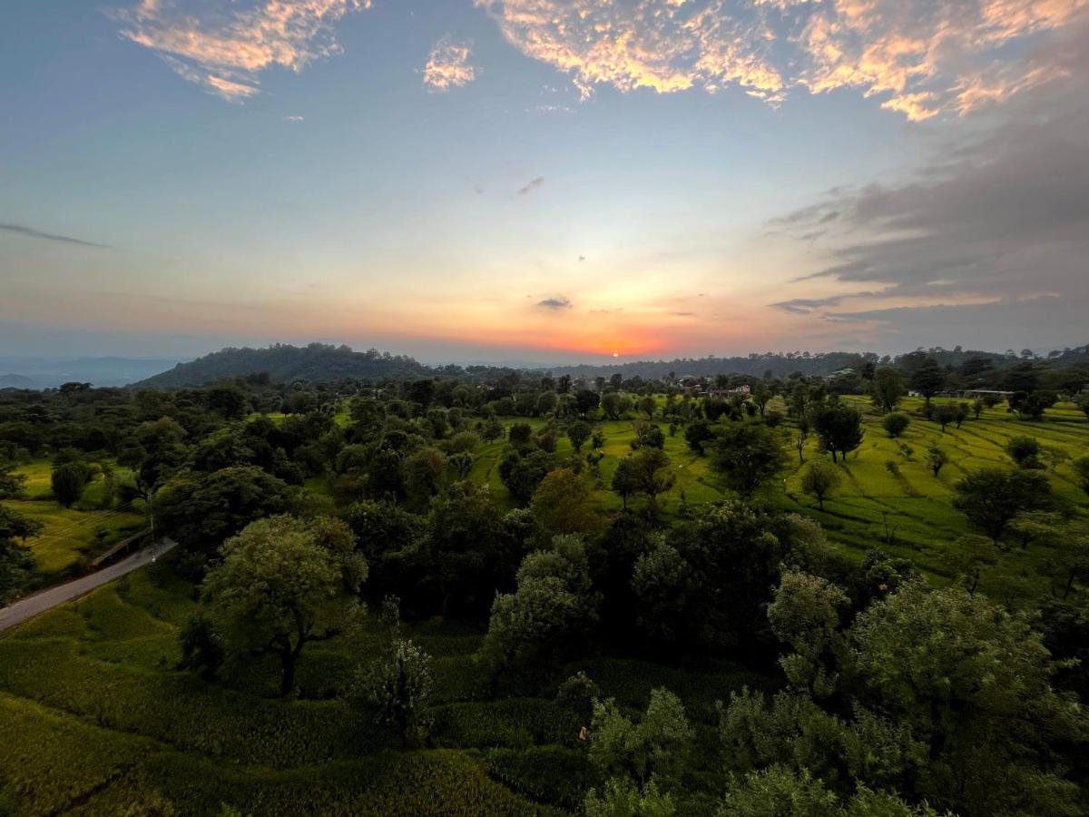 Click Collection The Abode, Dharamshala Hotel ภายนอก รูปภาพ
