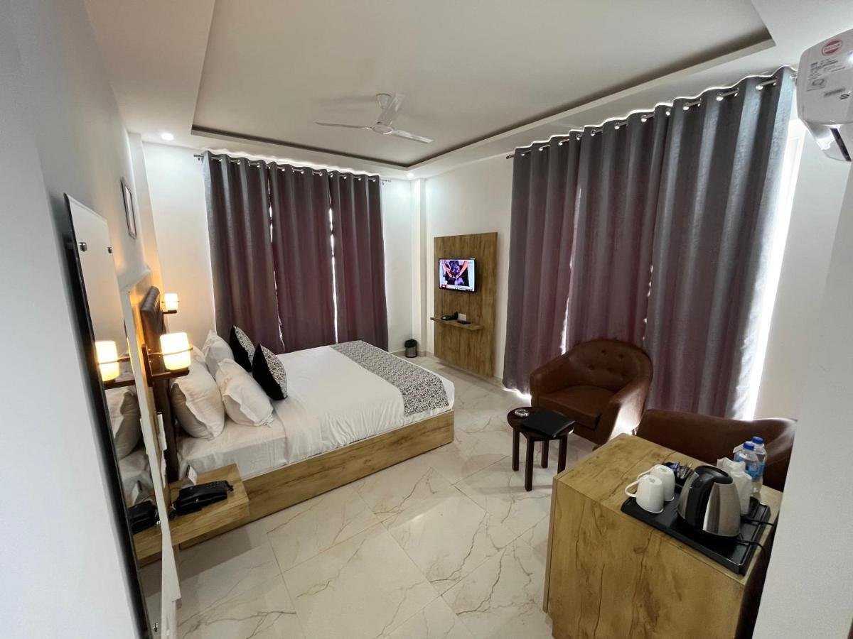 Click Collection The Abode, Dharamshala Hotel ภายนอก รูปภาพ