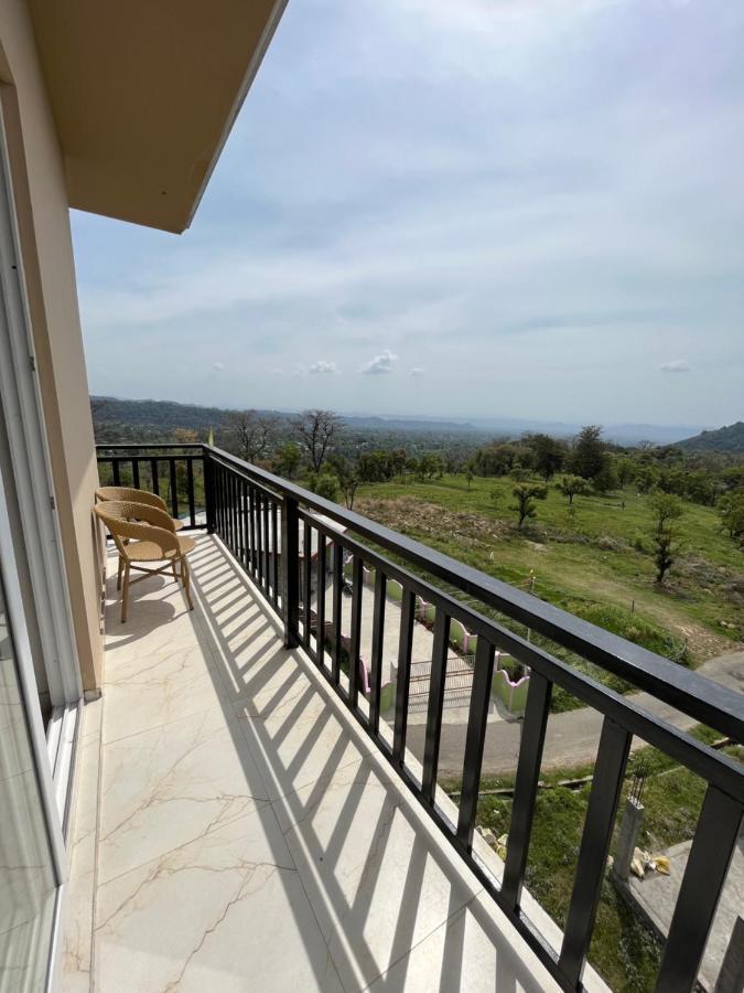 Click Collection The Abode, Dharamshala Hotel ภายนอก รูปภาพ